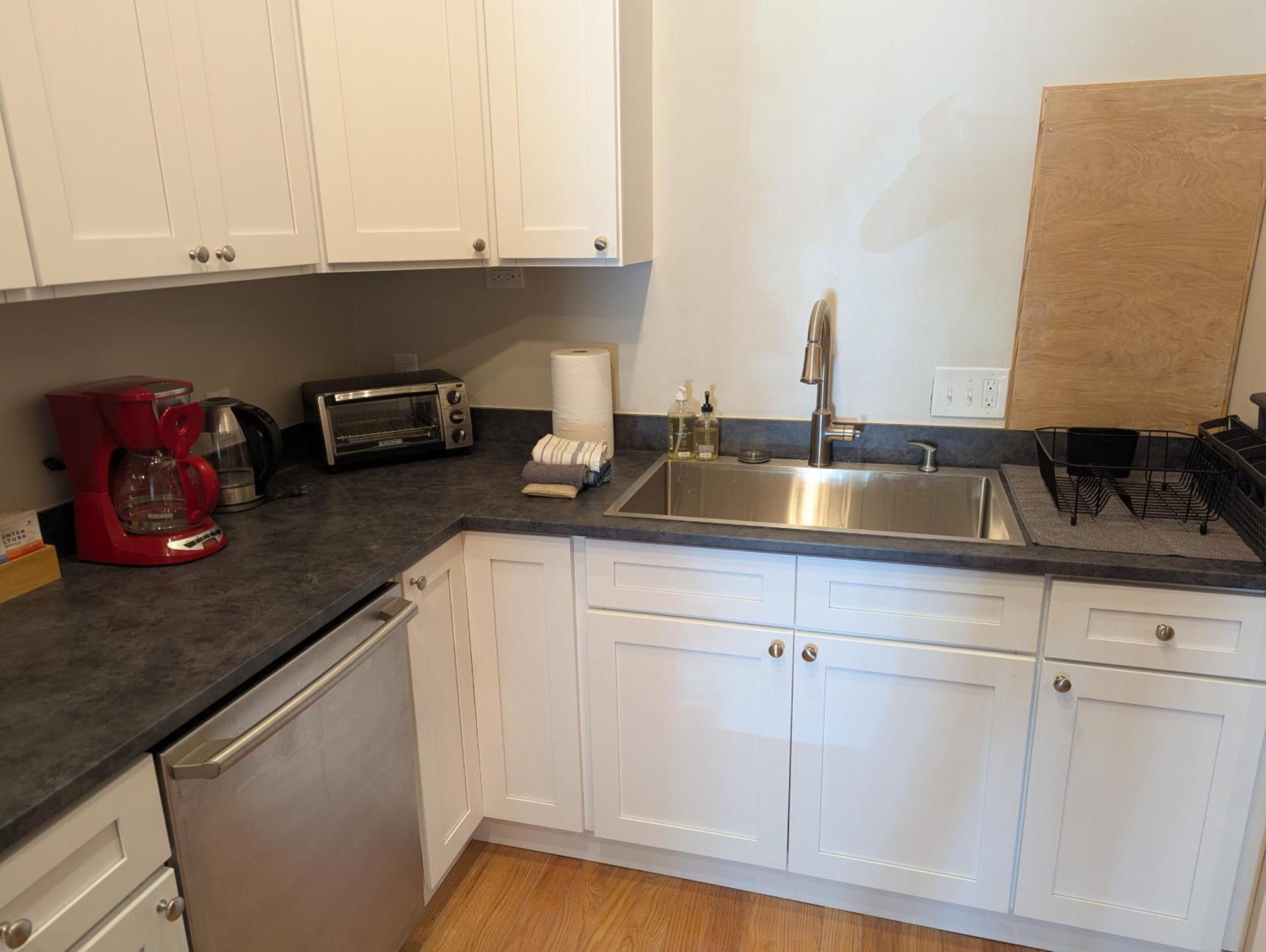 Refresh 3Br Apt New Kitchen! Downtown 达拉姆 外观 照片